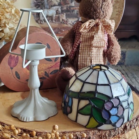 Cute Cottage Vibe Tiffany Style Stained Glass Tealight Candle Light - Picture 2 of 4